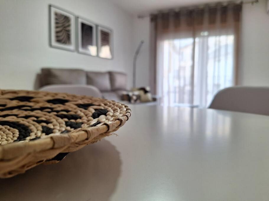 Apartamento Plaza Espana De Luque Apartment Ngoại thất bức ảnh